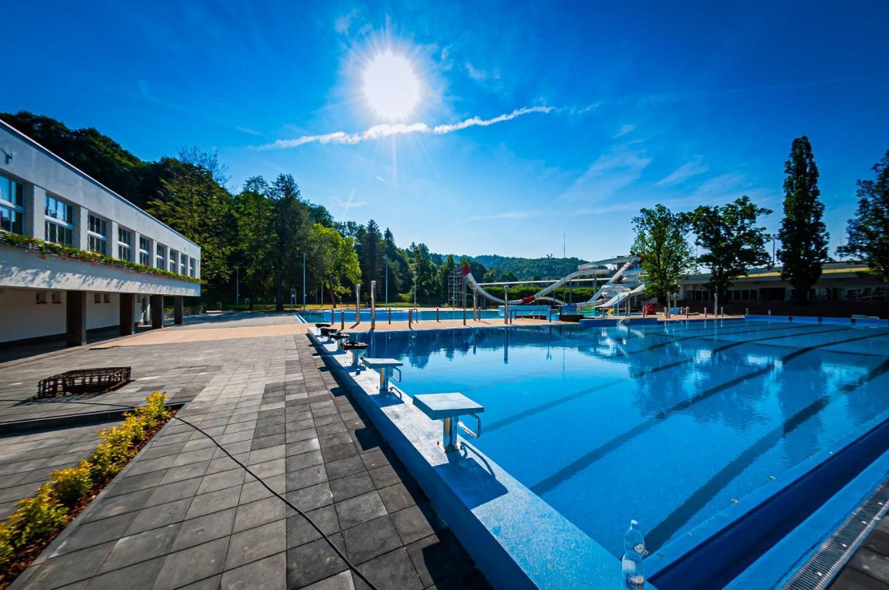 Apartament Na Urlop - Centrum - Przy Amfiteatrze - 500M Do Basenow Wisła Buitenkant foto