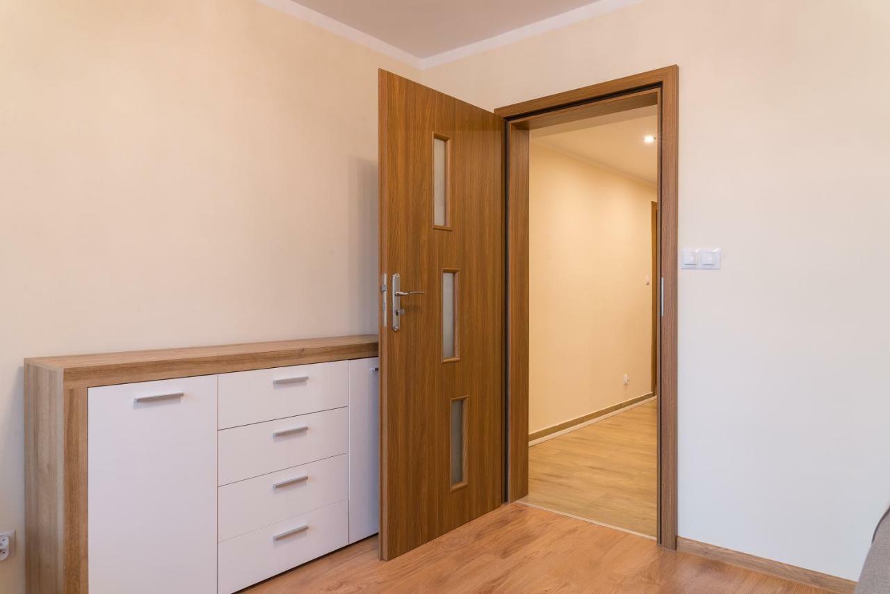 Apartament Na Urlop - Centrum - Przy Amfiteatrze - 500M Do Basenow Wisła Buitenkant foto